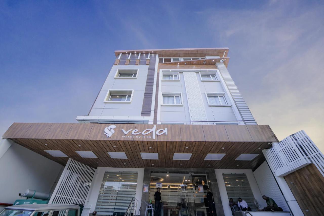 Hotel Veda By Rks Waranasi Zewnętrze zdjęcie